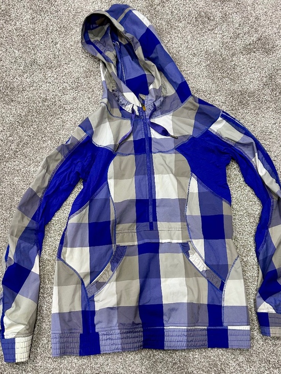 lululemon athletica Jackets & Blazers - Lululemon Checkered Activewear Jacket – Size 6